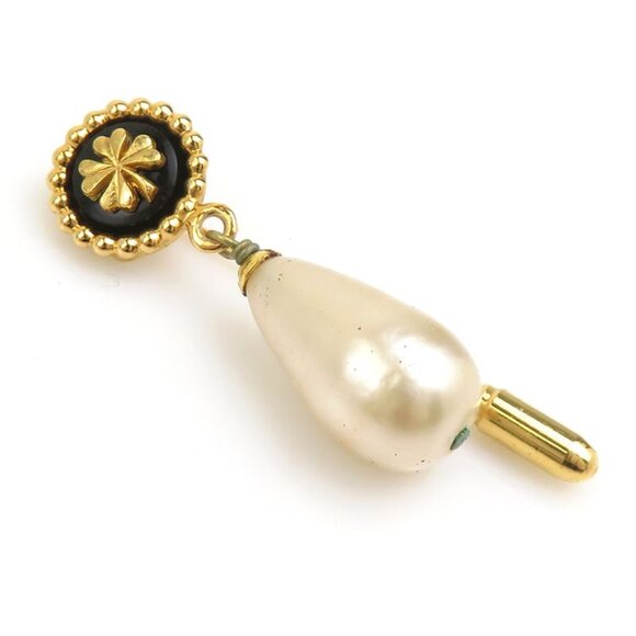 Chanel Brooch White Gold Pearl